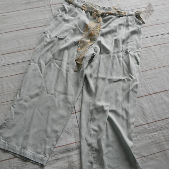 NWT J.JILL MINT GREEN TENCEL/LYOCELL WIDE LEG PANTS W/FLORAL BELT DETAIL SZ 22W - Picture 1 of 5